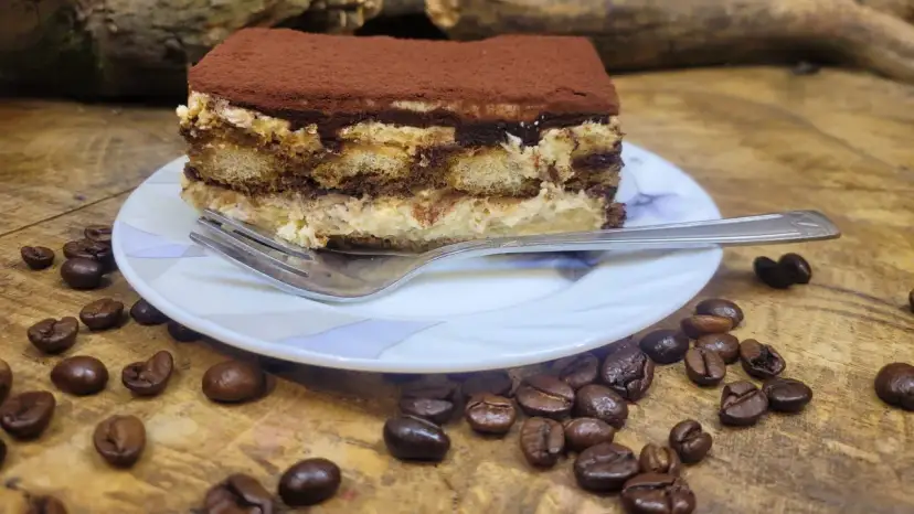 Idealne Tiramisu: Przepis Krok po Kroku i Wariacje