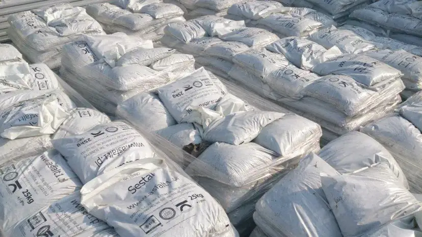 Ile kosztuje latanie dziur w asfalcie? Sprawdź, by uniknąć wysokich wydatków