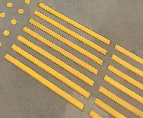 Oznakowanie dla niewidomych wytyczne - kluczowe zasady i praktyki