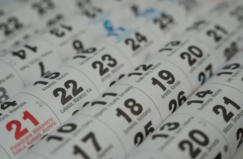 Kalendarz z imieninami. Kiedy imieniny Doroty? Sprawdzamy daty na kartkach: 21, 22, 23, 24, 25, 26, 27.