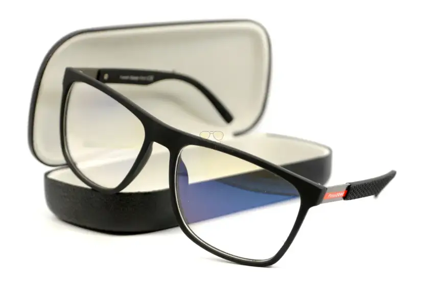 Okulary do komputera: Cena (200-2500 zł) i jak zyskać refundację?