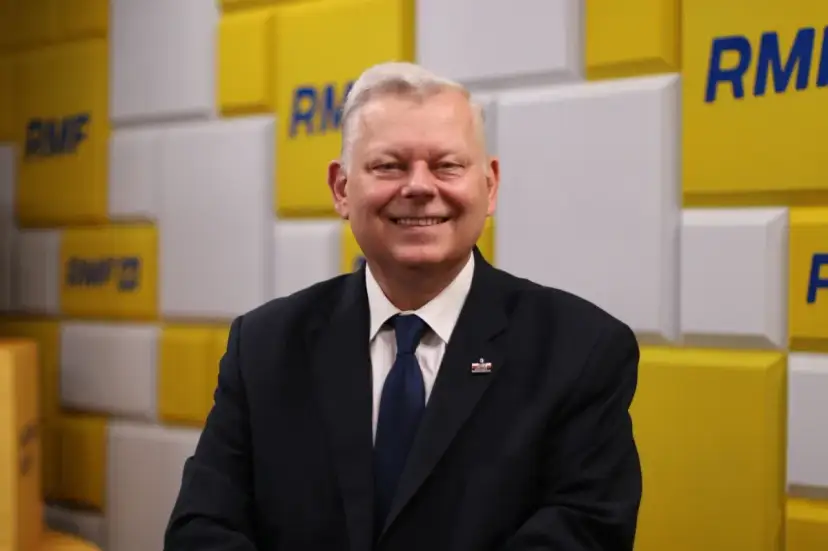 Lotnisko w Radomiu: 850 mln zł. Czy to się opłaciło?