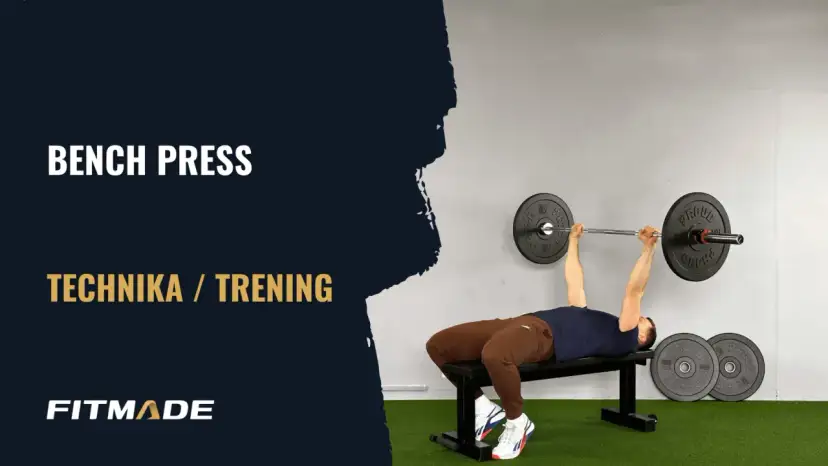 Technika bench press: mężczyzna ćwiczy na ławce, podnosząc sztangę. Poradnik jak sobie radzić z ciężarem.