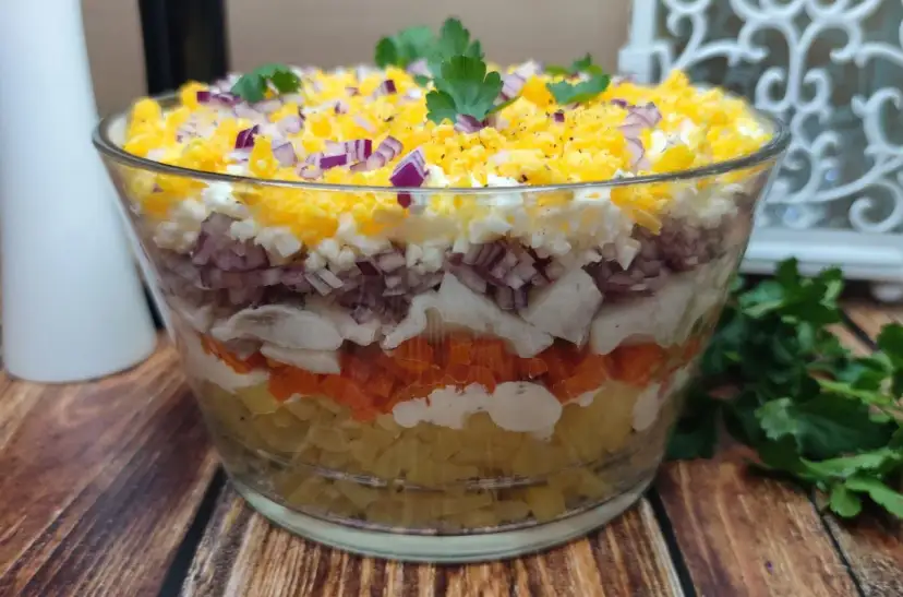 Sałatka śledziowa: przepis idealny, sekrety i wariacje!