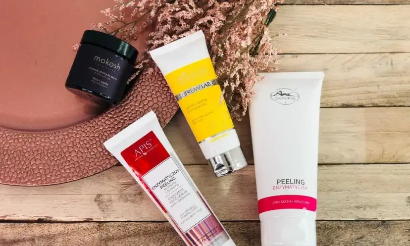 Jaki peeling do cery dojrzałej? Odkryj skuteczne rozwiązania dla pięknej skóry
