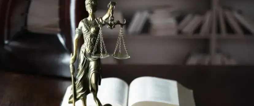 Ile czasu ma sąd na wydanie wyroku? Sprawdź, co wpływa na terminy