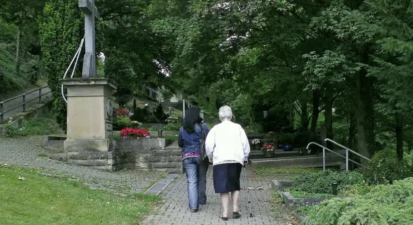 W jakich krajach obchodzi się Wszystkich Świętych i jakie mają tradycje?