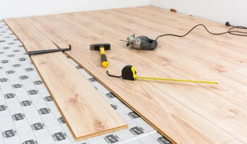 Jak kładzie się panele - uniknij najczęstszych błędów podczas montażu