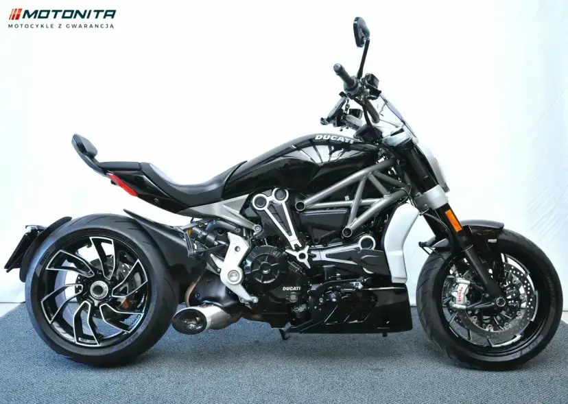 Jak zarejestrować motorower bez dokumentów? Tylko jako zabytek!