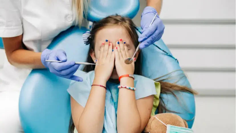 Co zrobić gdy dziecko nie chce otworzyć ust u dentysty? Sprawdzone metody