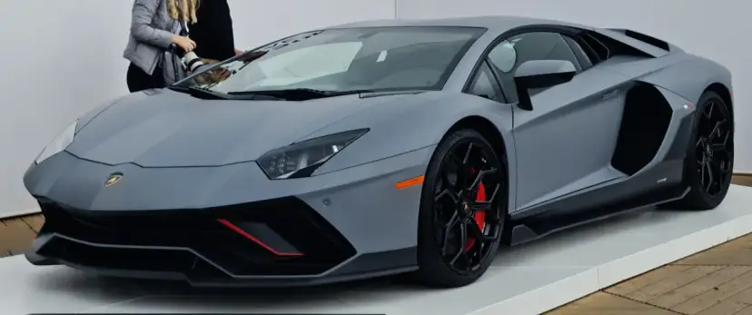 Ile KM ma Lamborghini Aventador? Od 700 do 780 i 1000+!