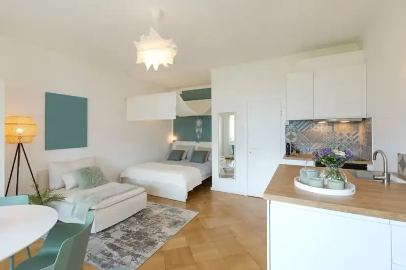 Aranżacja 30 m²: Sprytne triki na funkcjonalne i stylowe wnętrze