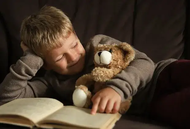 Jak opisać pluszowego misia: szczegóły, emocje i niezapomniane chwile