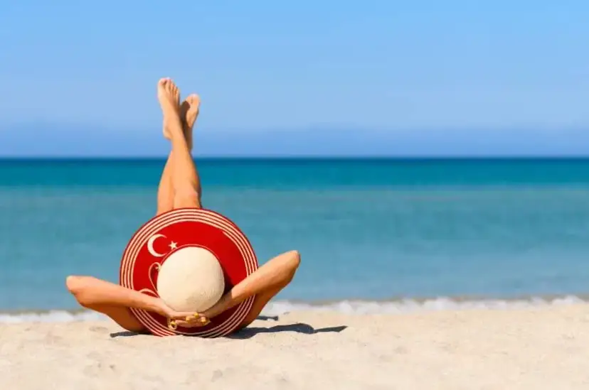 Ile trwa lot do Turcji Antalya? Czas lotów z Polski ujawniony