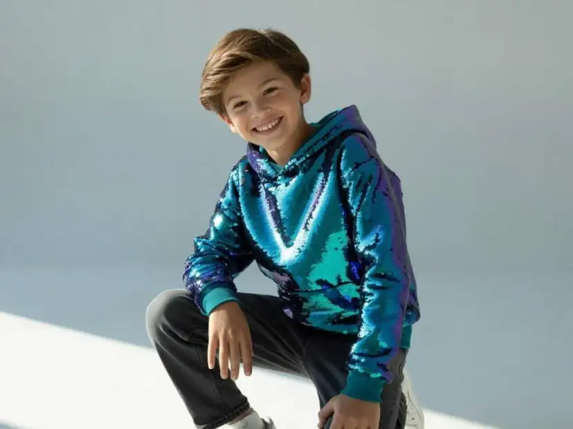 Jak wybrać bluzę CK dla chłopca? Rozpoznaj oryginał i dobierz rozmiar