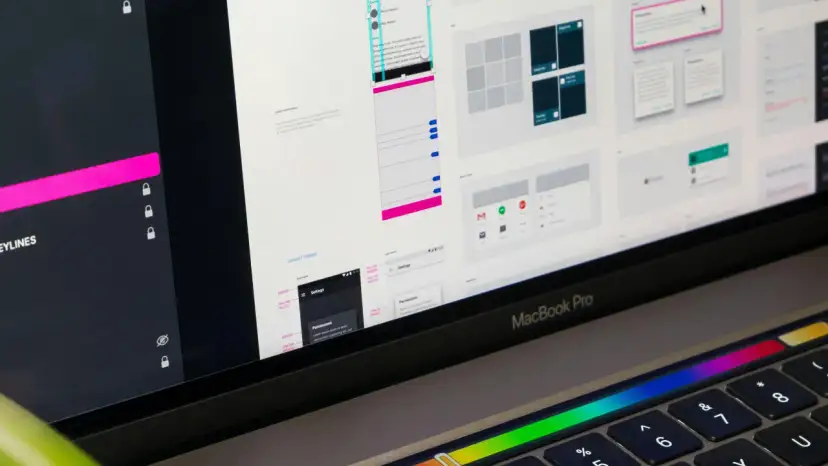 W czym pisać strony internetowe? Odkryj najlepsze narzędzia i porady