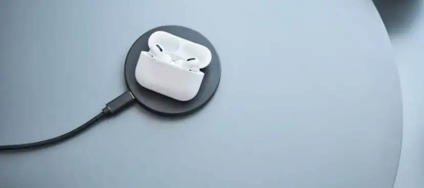 Jak ładować AirPods: 3 skuteczne metody, które musisz znać