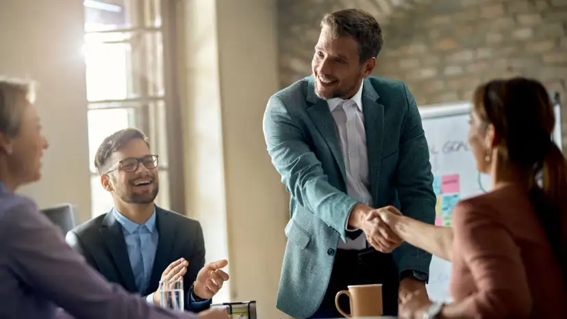 Jak negocjować warunki zatrudnienia i uniknąć najczęstszych błędów