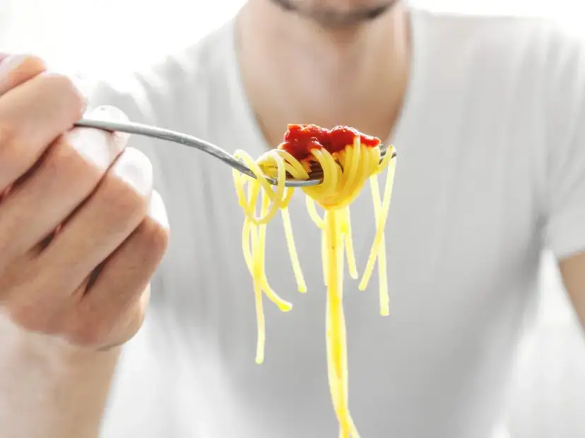 Spaghetti: ile kalorii? Jak jeść ulubione danie bez wyrzutów?