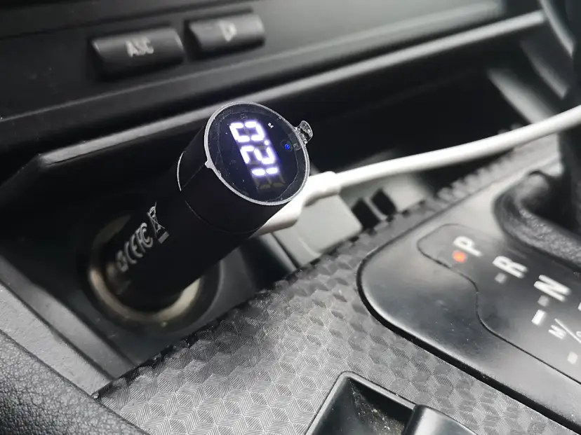 Gniazdo zapalniczki nie działa? Jaki bezpiecznik i jak go wymienić?