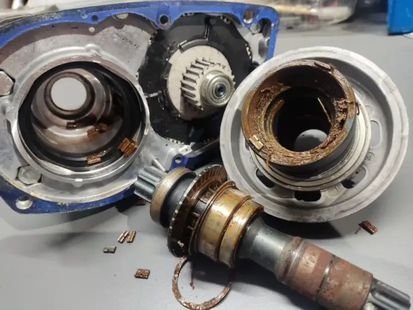 Odblokowanie silnika Brose: Metody, ryzyka i prawo czy warto?