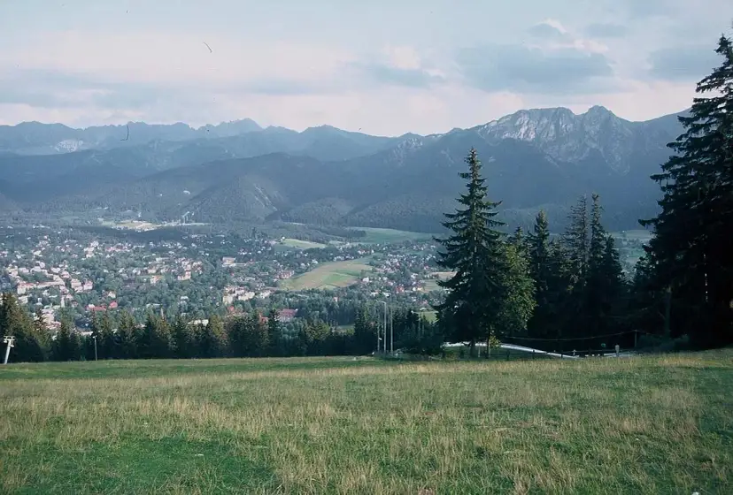 Motocyklem wokół Tatr: Kompletny przewodnik po legendarnej pętli