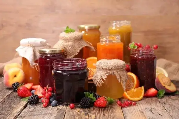 Confiture maison : quel sucre pour une prise et conservation parfaites ?