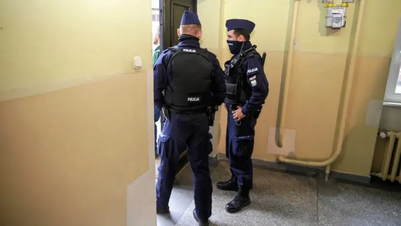 Czy policja może wyrzucić z mieszkania? Poznaj swoje prawa i obowiązki