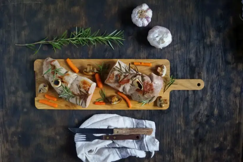 Jak perfekcyjnie ugotować wieprzowinę sous vide - sekrety smaku i tekstury