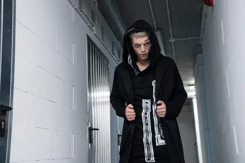 Polskie marki streetwearowe męskie, które zmieniają modę uliczną