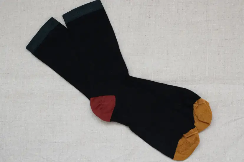 Gdzie kupić skarpetki? Odkryj najlepsze miejsca i oferty w Polsce