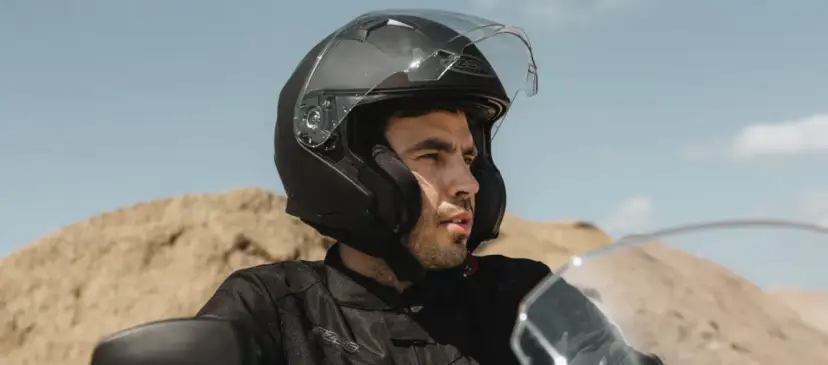 Jaki kask na motorower: wybierz bezpieczny i komfortowy model dla siebie