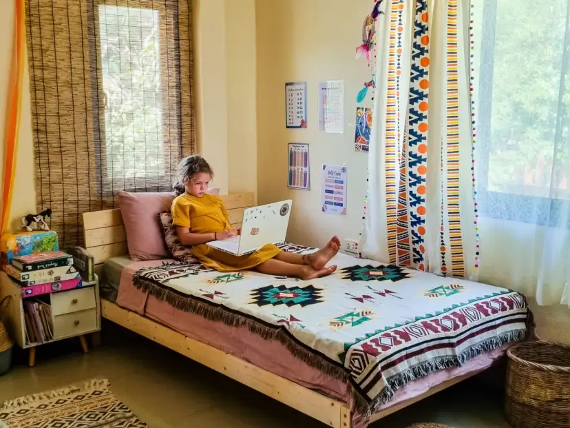 Ustawa o systemie oświaty: Co naprawdę reguluje dziś? Egzaminy, pomoc