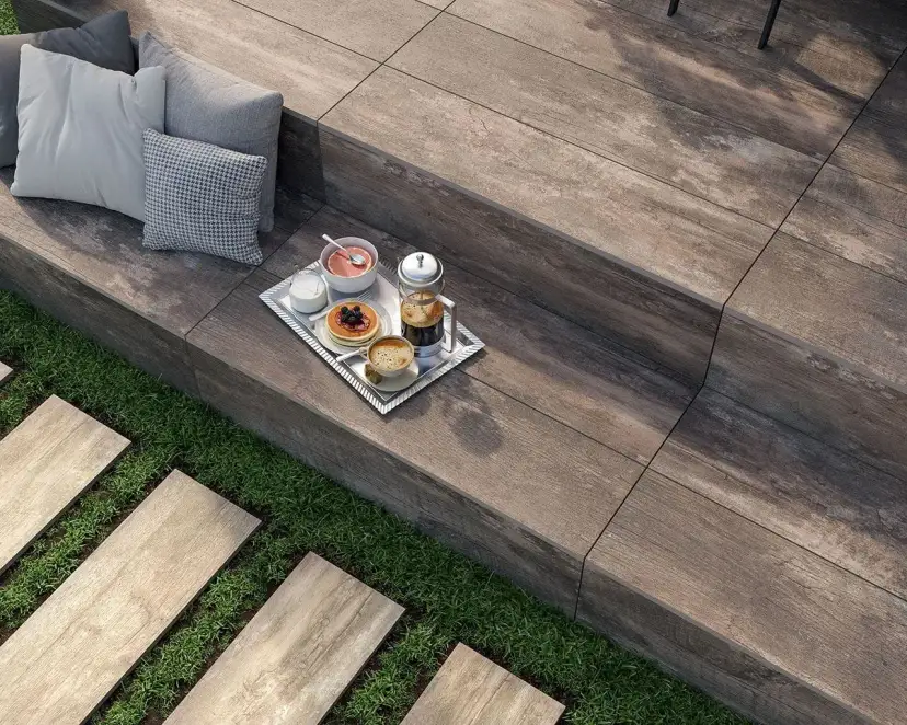 Najlepsze materiały na taras i schody, które zapewnią trwałość i bezpieczeństwo