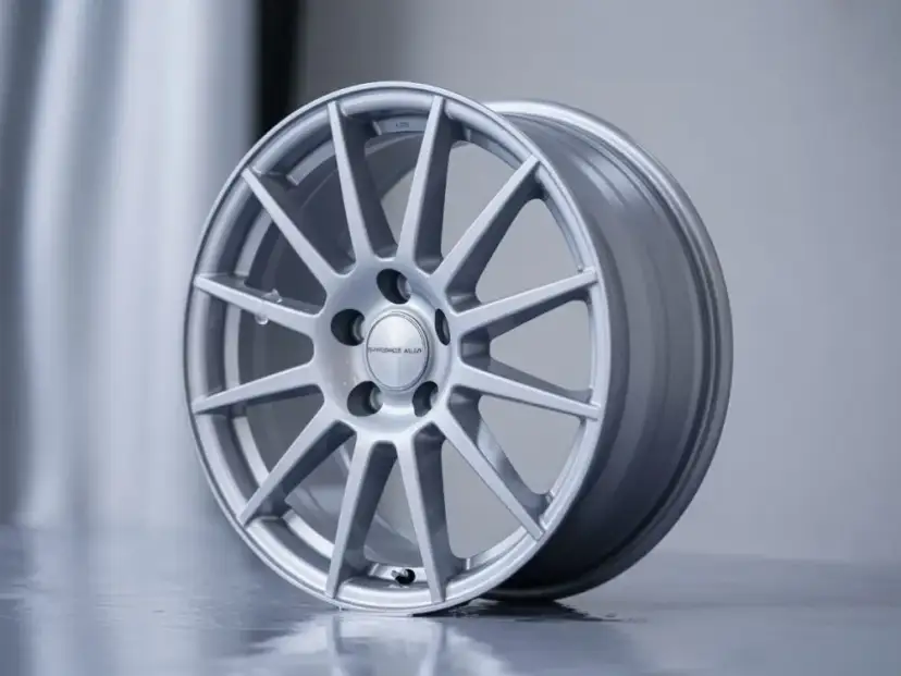 Ile waży felga aluminiowa? Sprawdź wpływ na osiągi auta