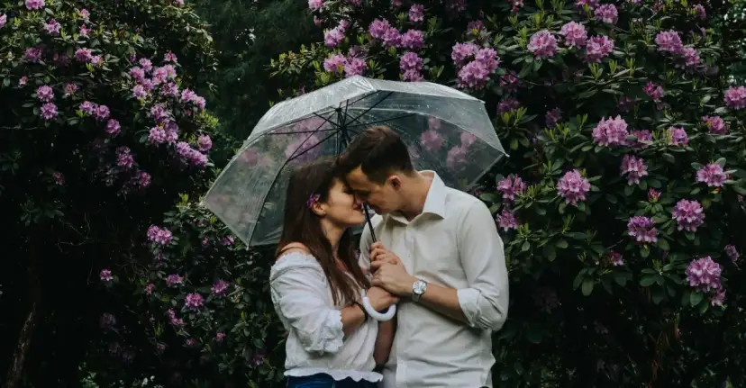 Szczęśliwy związek? Twój przewodnik: Buduj go świadomie i trwale!