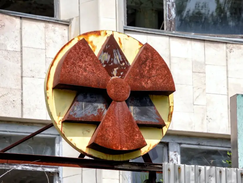 Do czego służy dozymetr i jak chroni przed promieniowaniem?