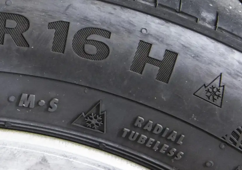 Czy w Niemczech można jeździć na oponach wielosezonowych bez ryzyka?