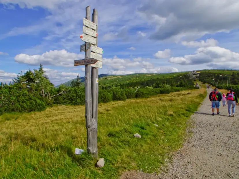 Kolory szlaków w Tatrach: co naprawdę oznaczają dla turystów