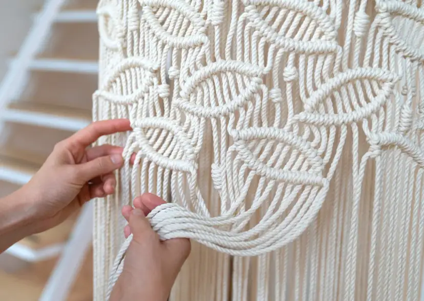 Pomysły na to, co zrobić ze starych firanek, które zachwycą każdego