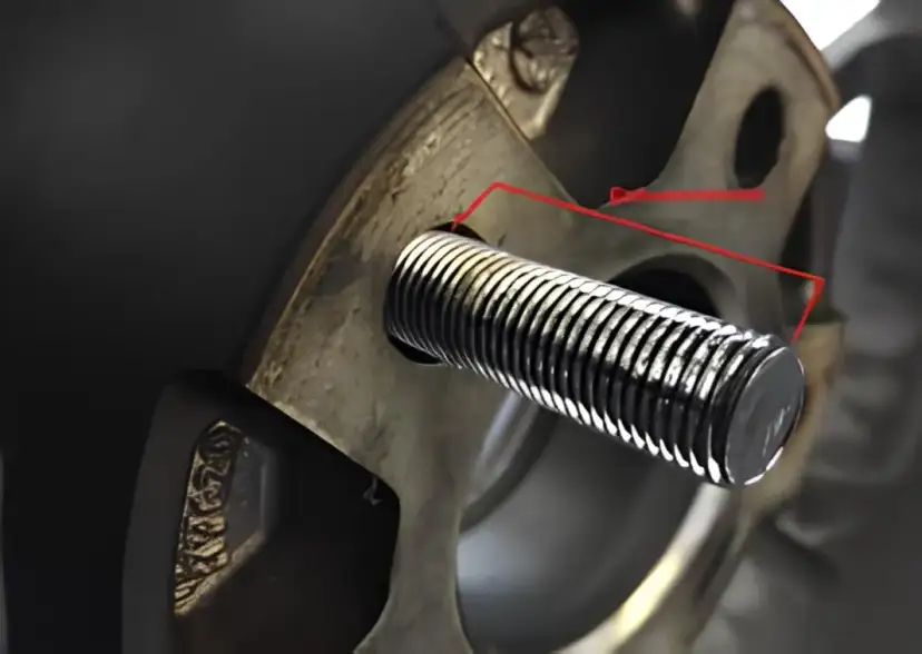 Dobór śrub do alufelg: przewodnik po parametrach i bezpieczeństwie