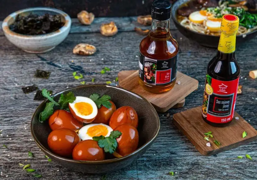 Jak ugotować jajko do ramen, aby uzyskać idealne ajitsuke tamago