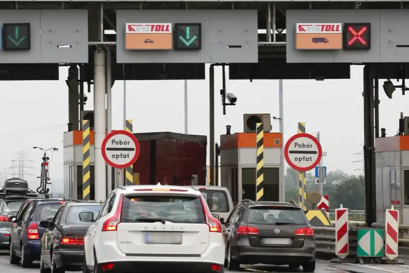 Jak płacić za autostrady w Polsce? Uniknij mandatu 500 zł!