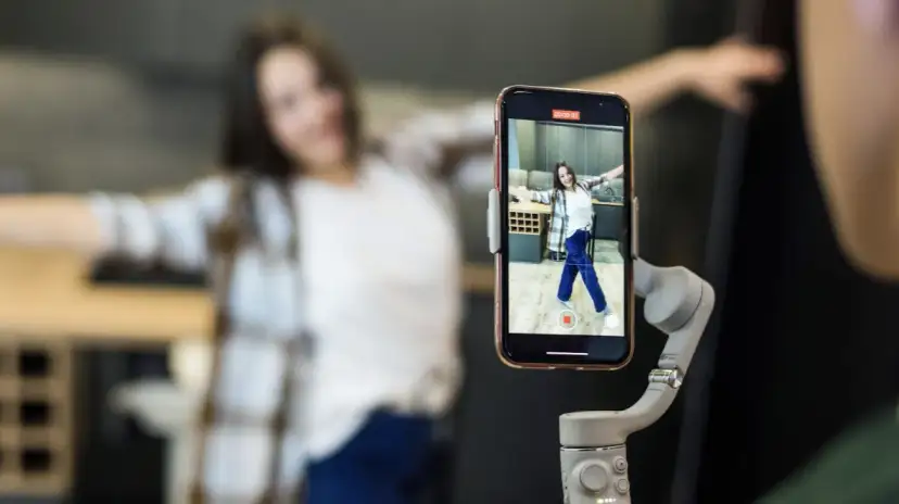 Jak streaming i influencerzy zmienili sposób odkrywania gier online