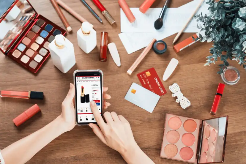 Jak kupować online produkty beauty i lifestyle bardziej świadomie