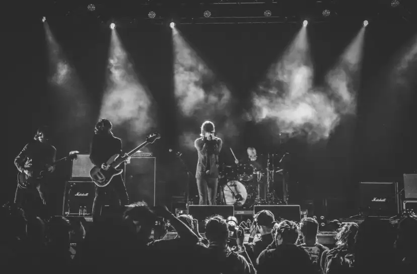 Pomiędzy gitarowym „bang” a ciszą, czyli o stylu życia ludzi rocka słów kilka