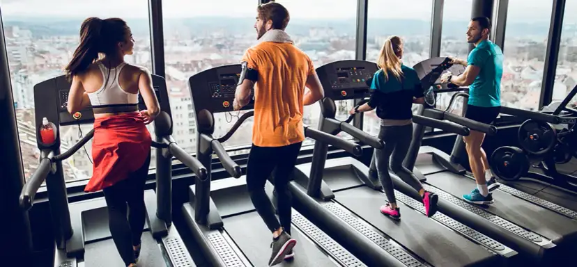 Jakie buty do biegania na bieżni zapewnią komfort i wsparcie?