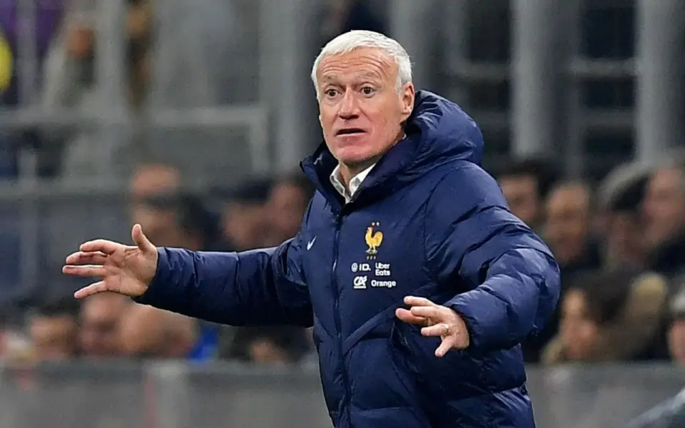 Deschamps i Francja: Czas na zmianę czy stabilność?