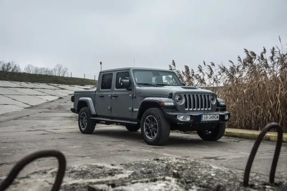 Jeep Gladiator - czy warto kupić? Cała prawda o pickupie