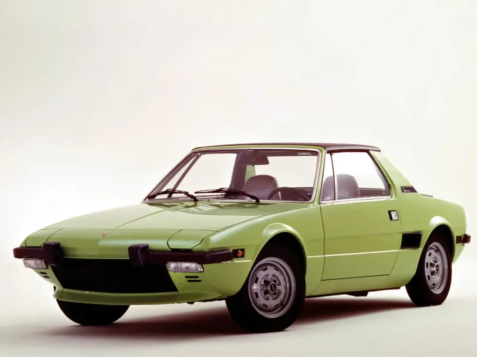 Fiat X1/9 - klasyk z silnikiem centralnym i charakterem